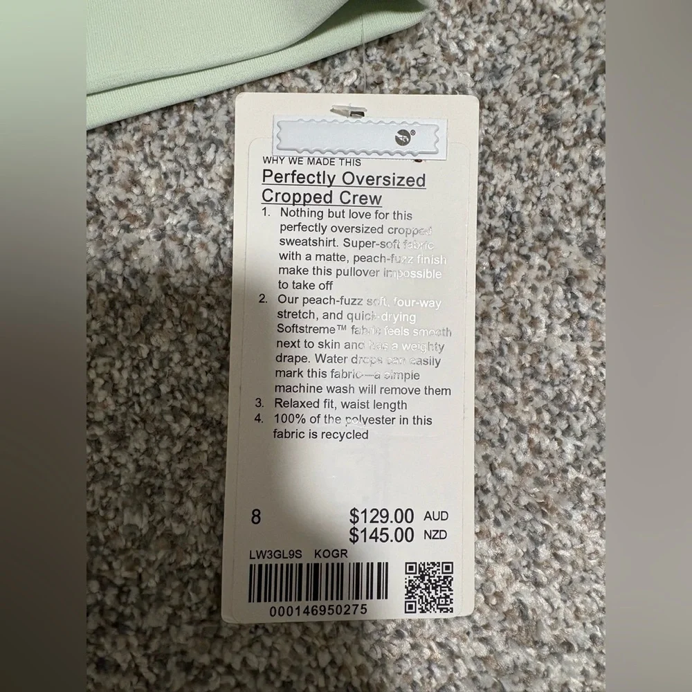 NWT Lululemon Softstreme Perfectly Oversized Cropped Crew Kohlrabi Green - Picture 3 of 7